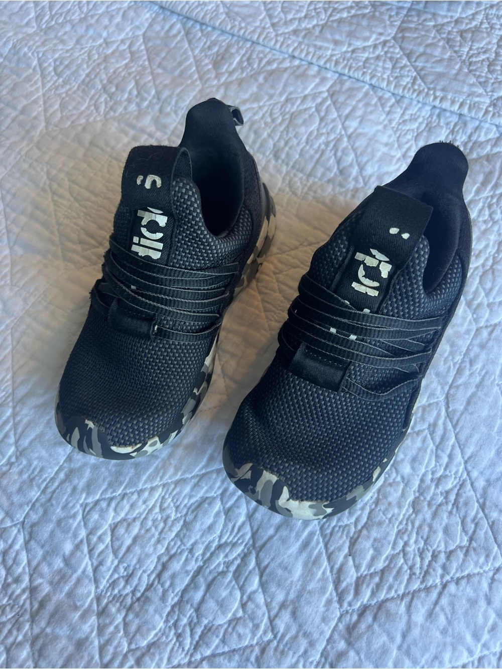 Kids Black Sneakers with Grey Camo Sole